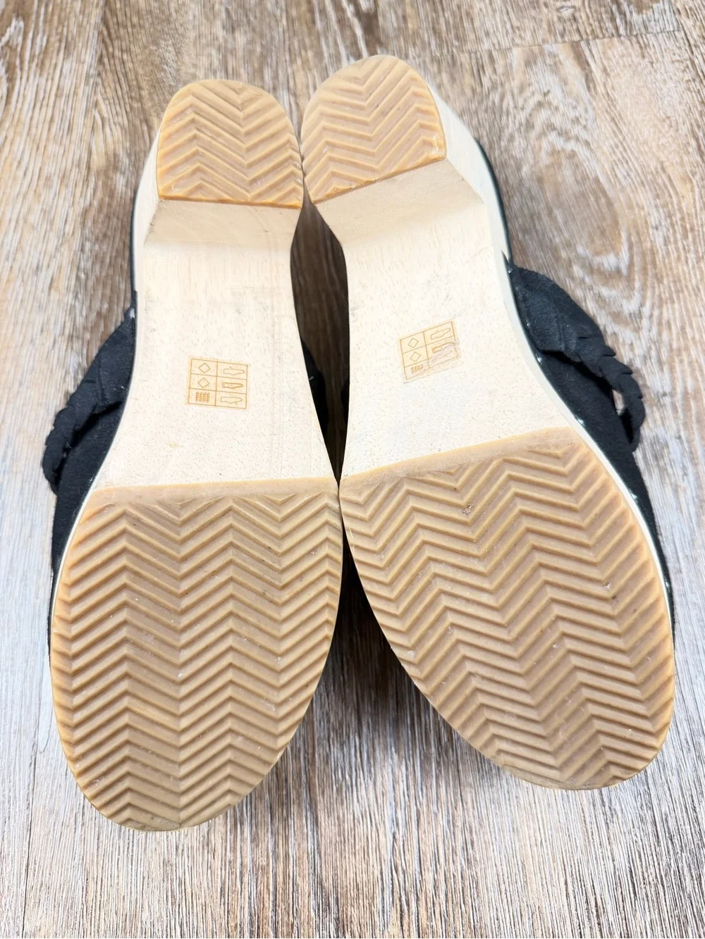 J.Crew Suede Braided Platform Clogs Black Silver Studded Wood Heel BJ249 | 6.5